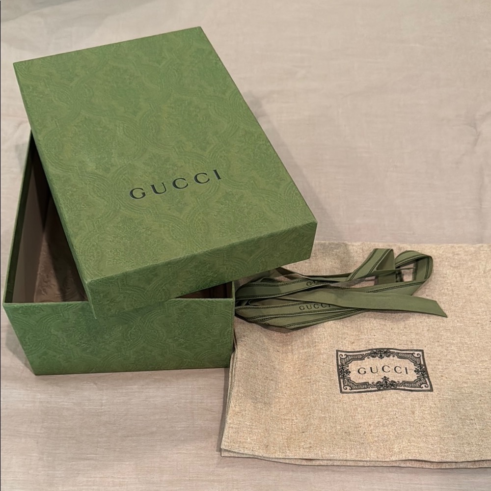 Authentic Gucci Gift Box with tissue and ribbon and Dust bag